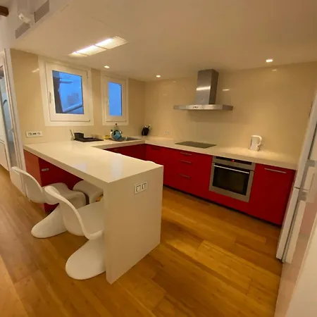 Bed & Breakfast Nou De La Rambla 2 *